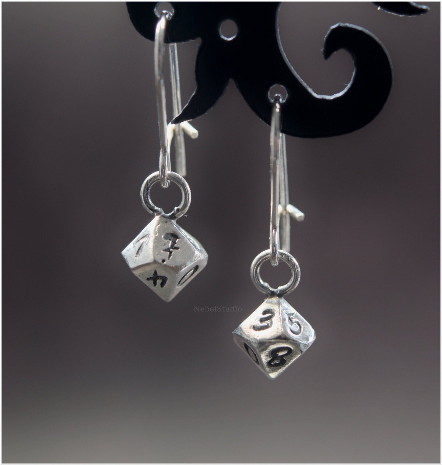 D10- Silver hook earrings