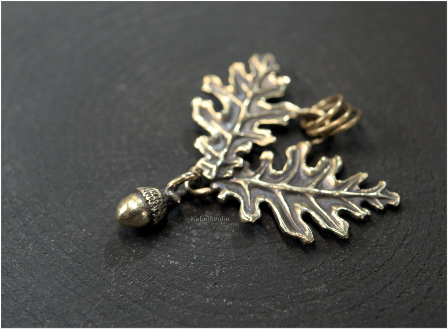 Quercus pendant silver or bronze