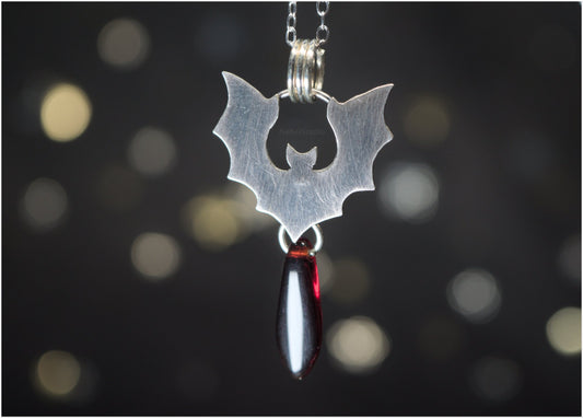 Bat pendant Nandor